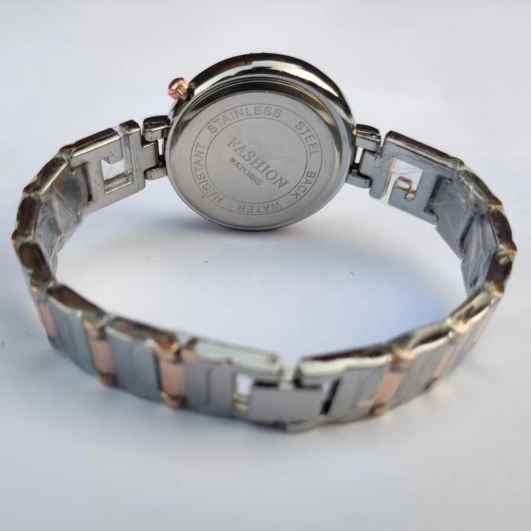 Women Quartz Watch with Crystal Bezel and Rose Gold Bracelet